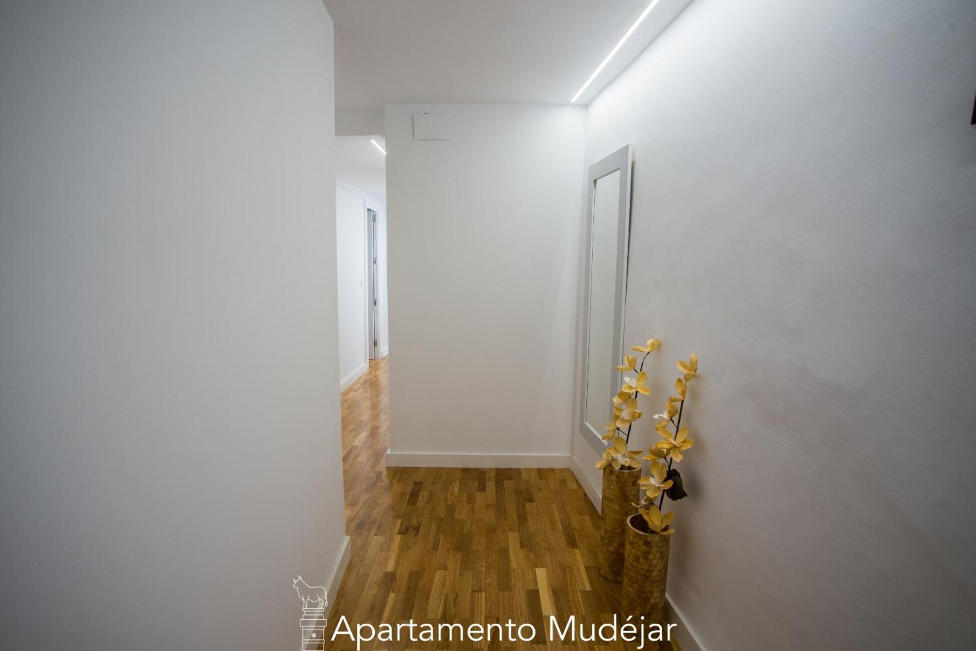 Apartamentos Plaza Del Torico Teruel Zimmer foto