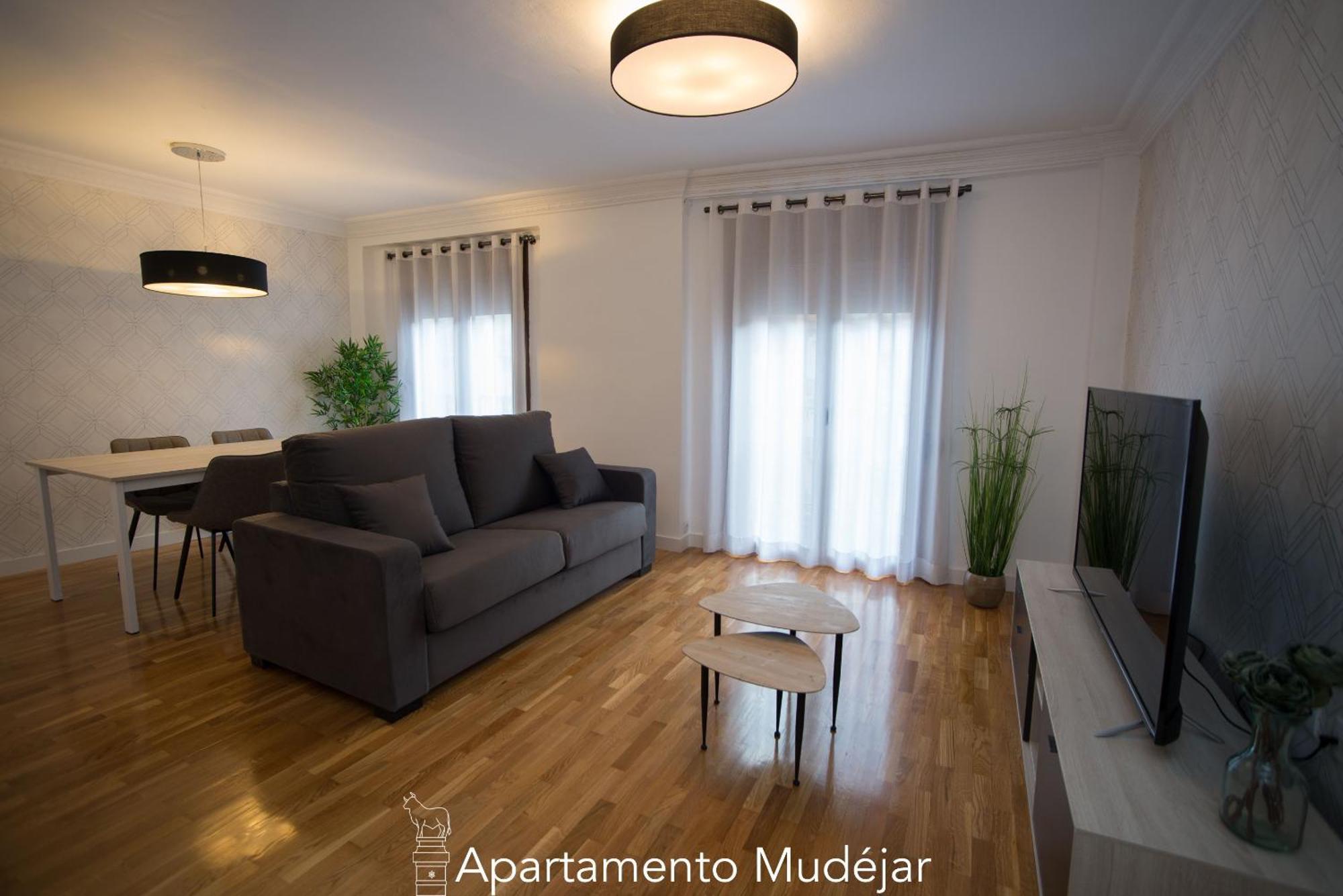 Apartamentos Plaza Del Torico Teruel Zimmer foto